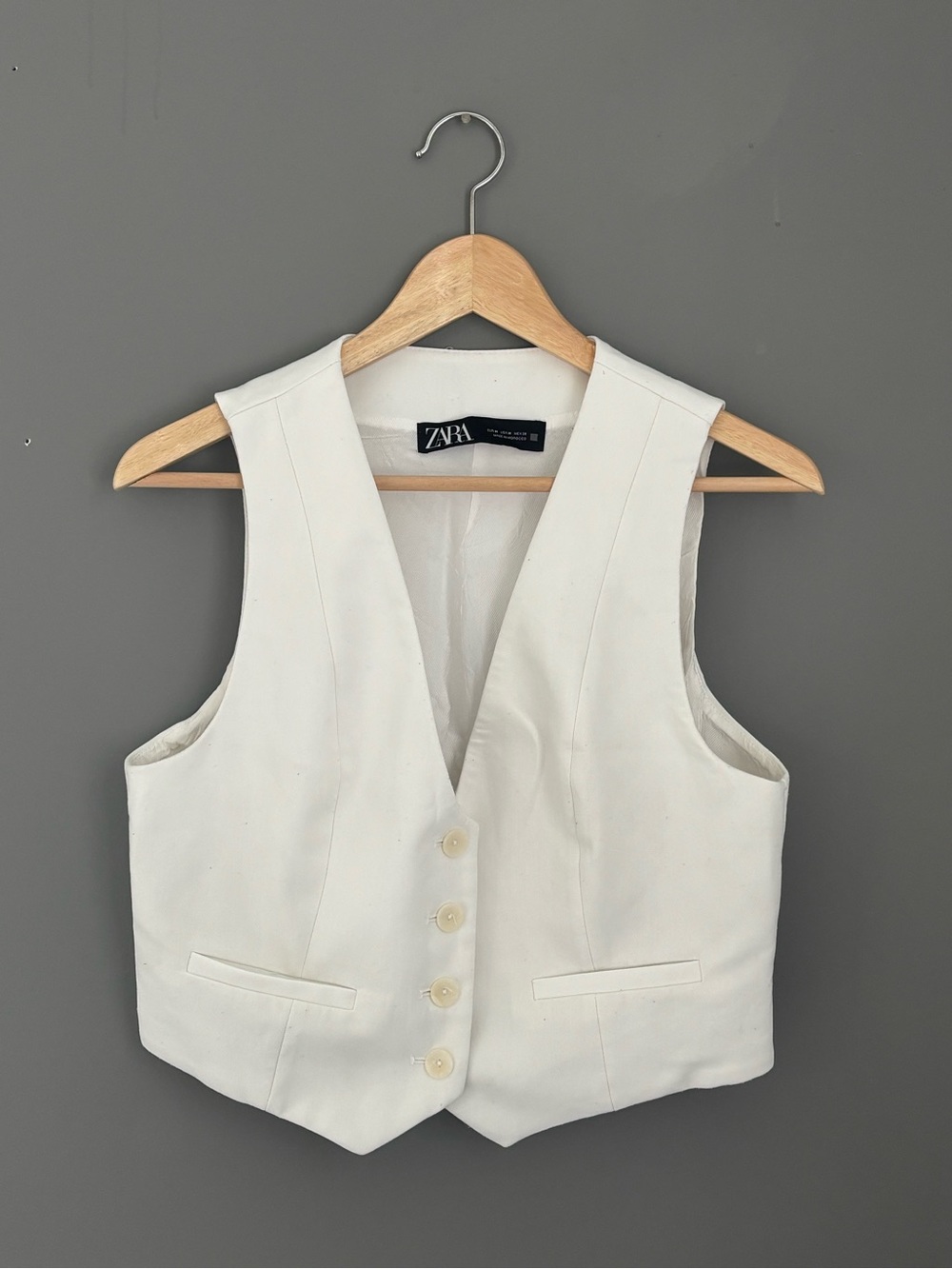 ZARA White Tailored V-Neck Vest | Size M